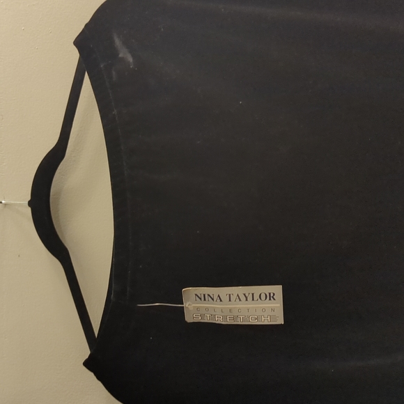 Nina Taylor Maxi Velour Skirt - Picture 2 of 3